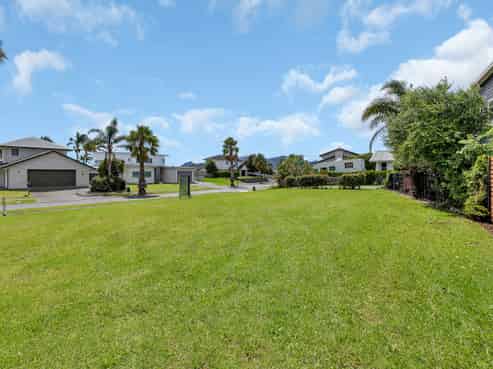 106 Barbados Way, One Tree Point