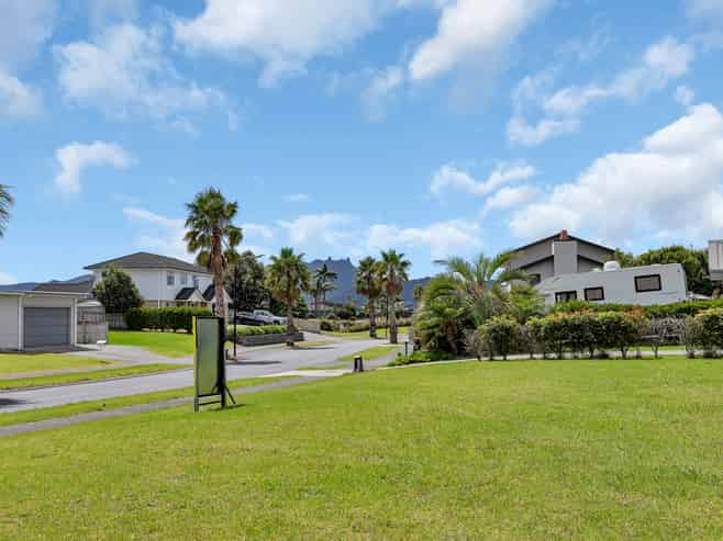 106 Barbados Way, One Tree Point