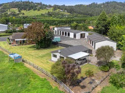 36 Loop Road, Te Puna