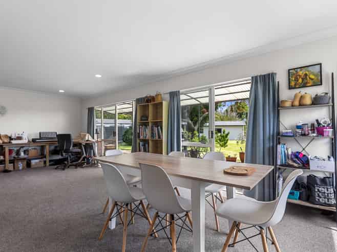 36 Loop Road, Te Puna