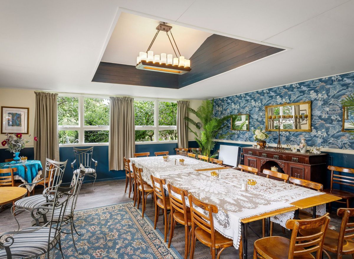 Historic Freehold with Café & Garden Centre - Vista 6