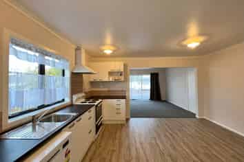 67 Shakespeare Avenue, Enderley