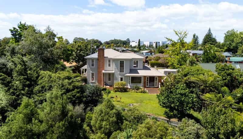 245 Bankwood Road, Chartwell