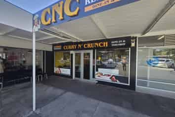 Fully equipped food shop in busy Kaiti Hub