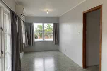 Auckland - Address withheld