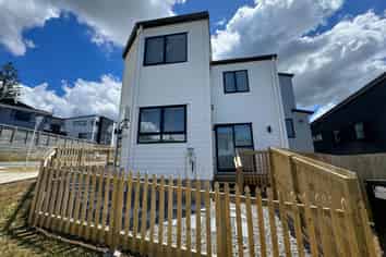 2A Paina Crescent, Massey