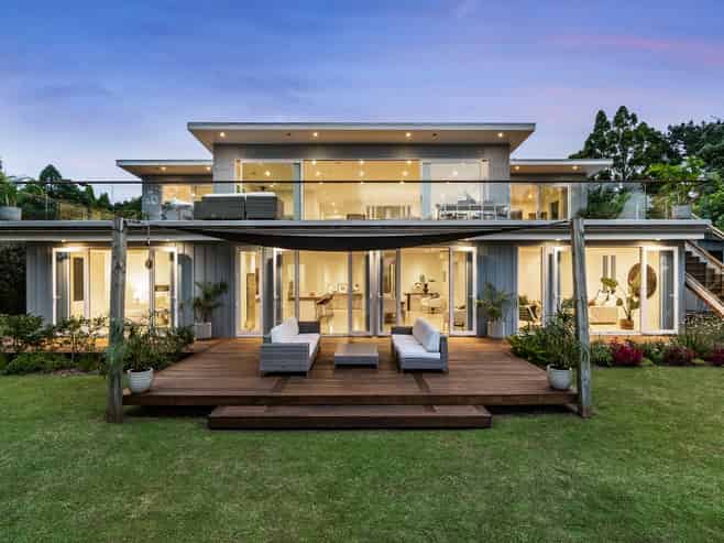 18 Kopiko Road, Titirangi