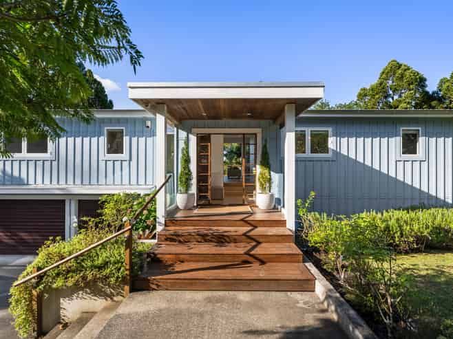 18 Kopiko Road, Titirangi