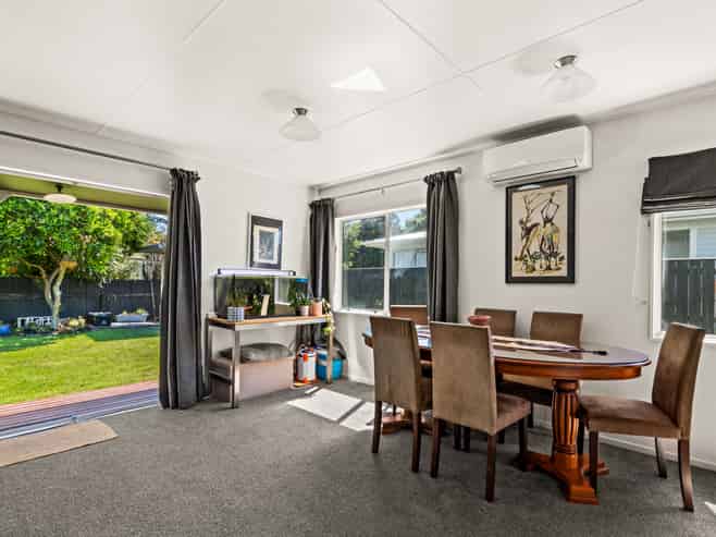 605 Maddison Street, Akina