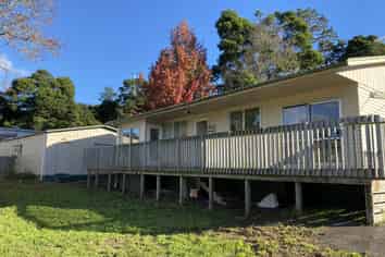 17 Aronui Terrace, Kelston