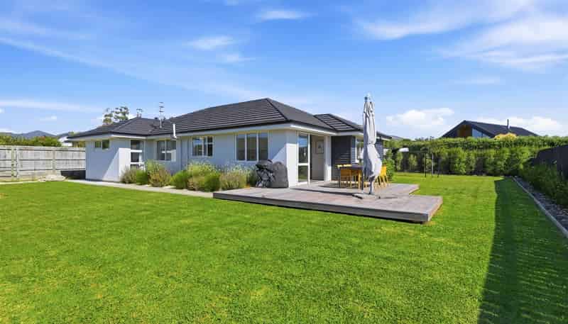 28 Les Wakefield Road, Mapua