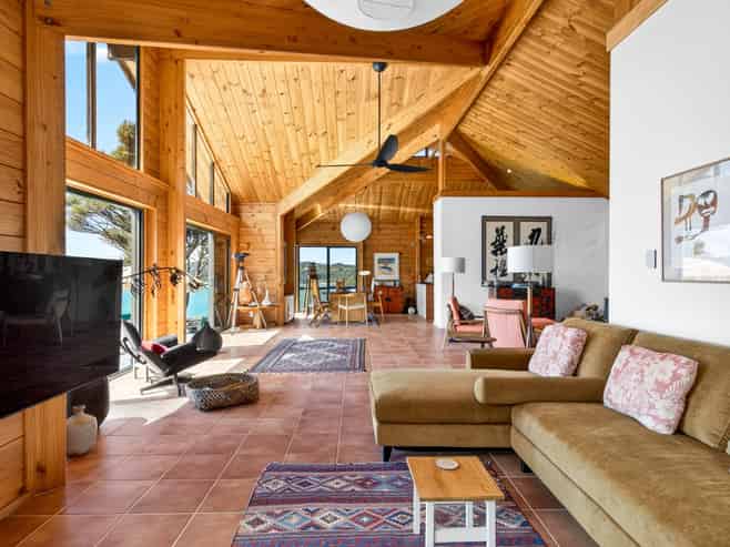  Gilbert Mair Rise, Russell