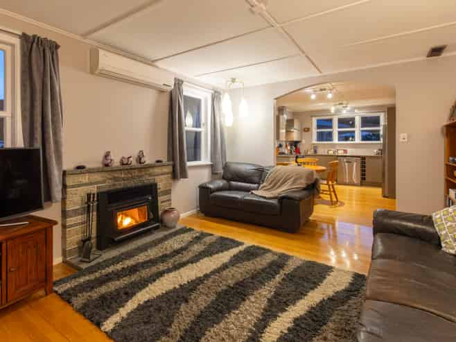 4 Brazier Grove, Paraparaumu