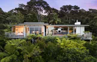 730A South Titirangi Road, Titirangi