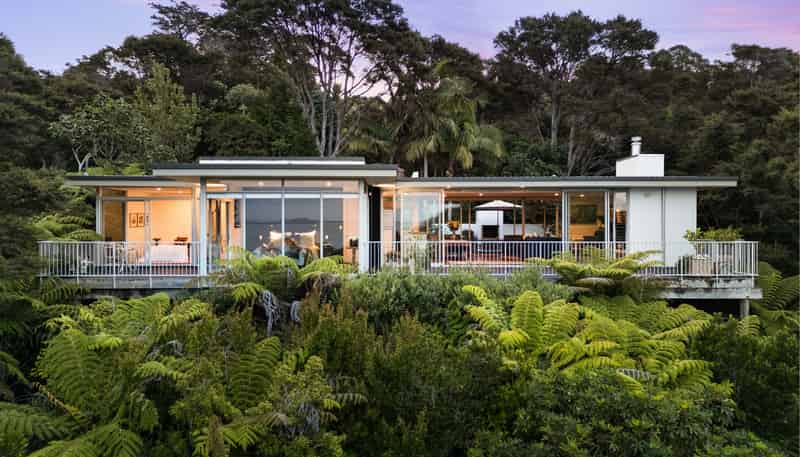 730A South Titirangi Road, Titirangi