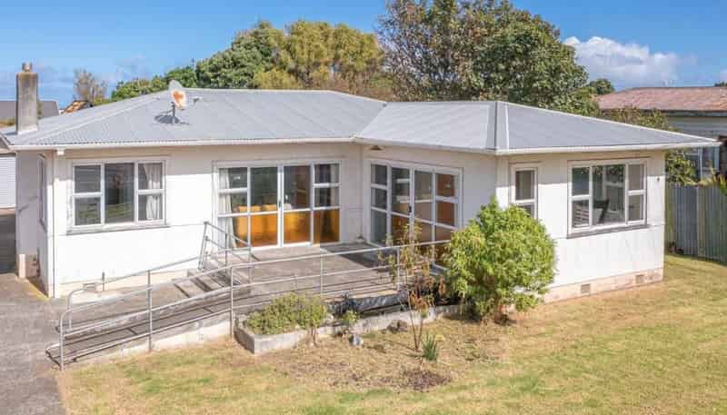 205 Puriri Street, Castlecliff