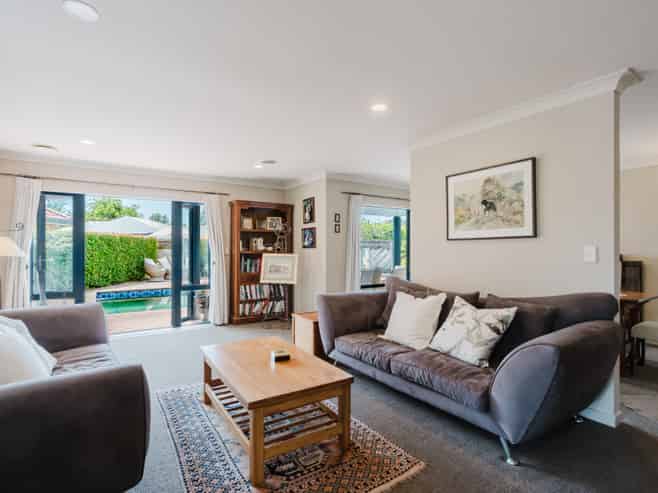 5 Earls Court, Hillcrest