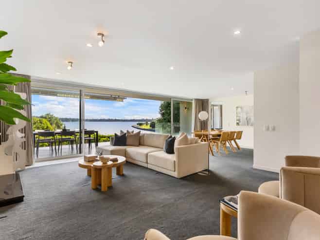 1/3 Masefield Avenue, Herne Bay