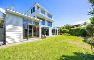 276 Lake Road, Hauraki