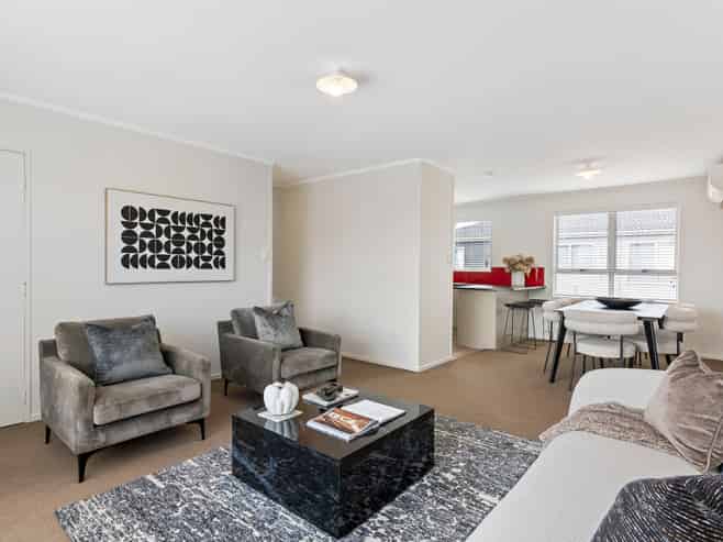 11/57 Point Chevalier Road, Point Chevalier