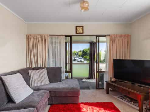 28 Oban Road, Greerton