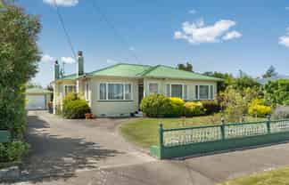 6 Weka Place, Masterton