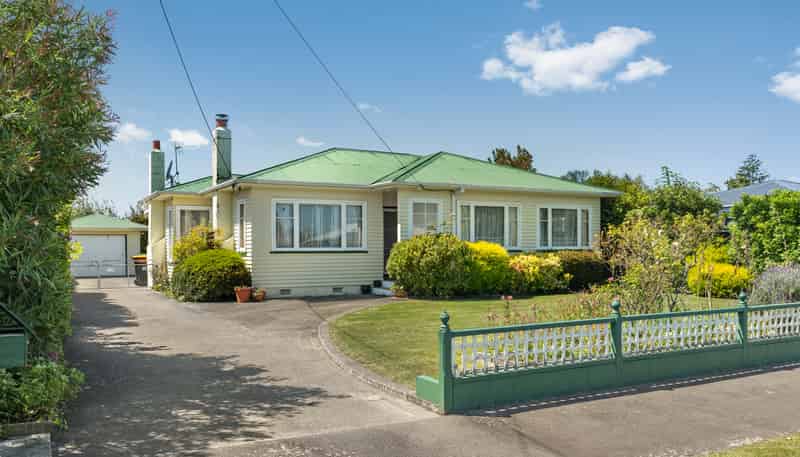6 Weka Place, Masterton