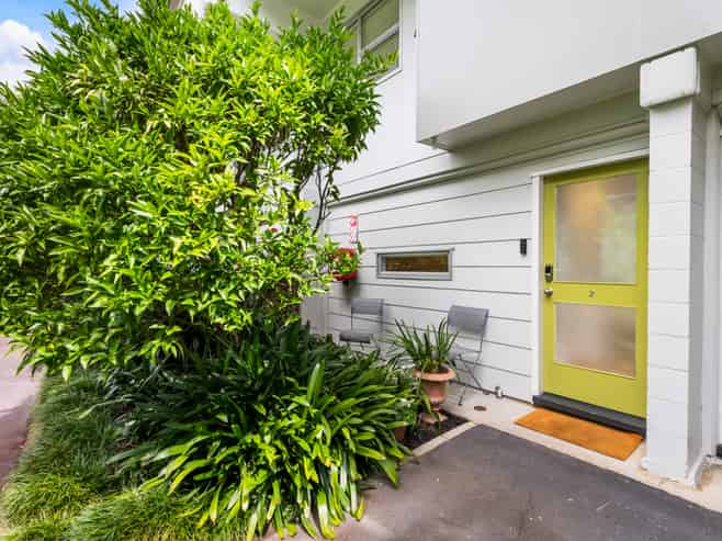 2/145 Howe Street, Freemans Bay