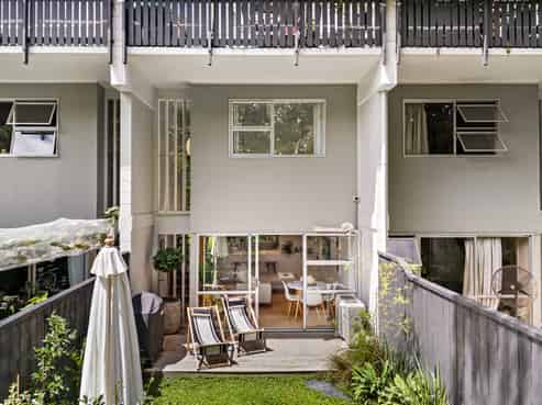 2/145 Howe Street, Freemans Bay