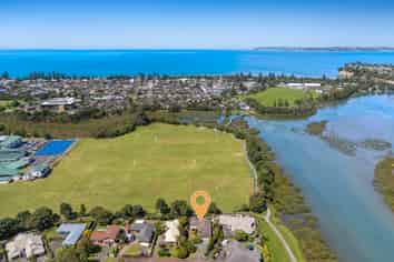 47 Settlers Grove, Orewa
