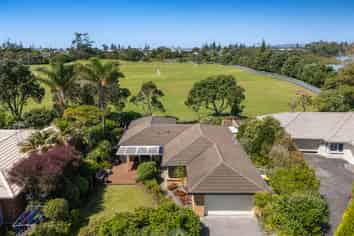 47 Settlers Grove, Orewa