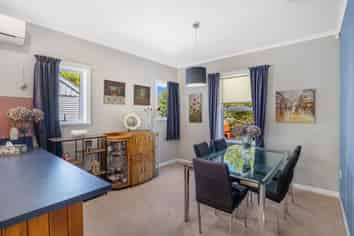 105  Anzac Parade, Whanganui East