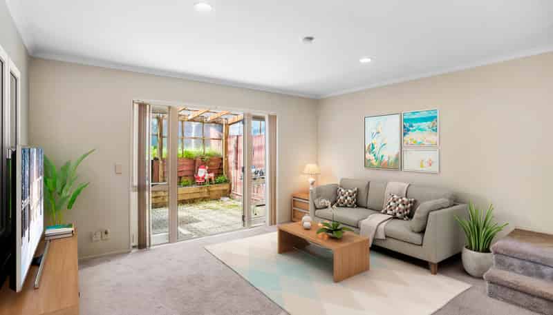 6/9 Sunnydale Place, Oteha