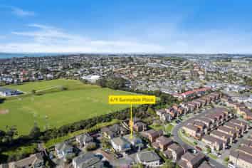 6/9 Sunnydale Place, Oteha
