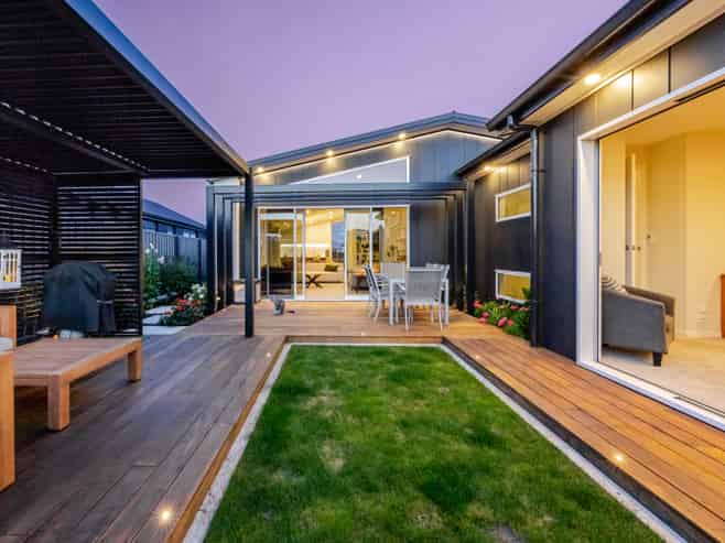 15 Mohaka Street, Poraiti