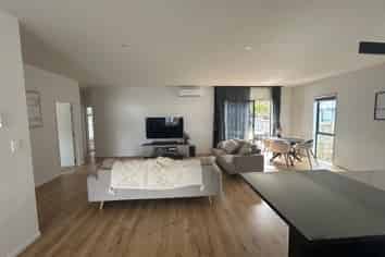 5 Vintry Drive, Kumeu