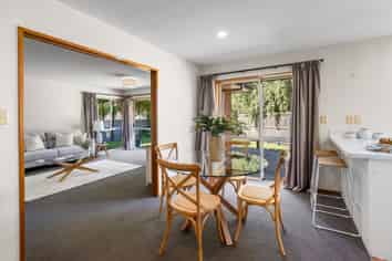 2/45B Trafford Street, Harewood