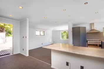 3 Peterhouse Street, Tawa