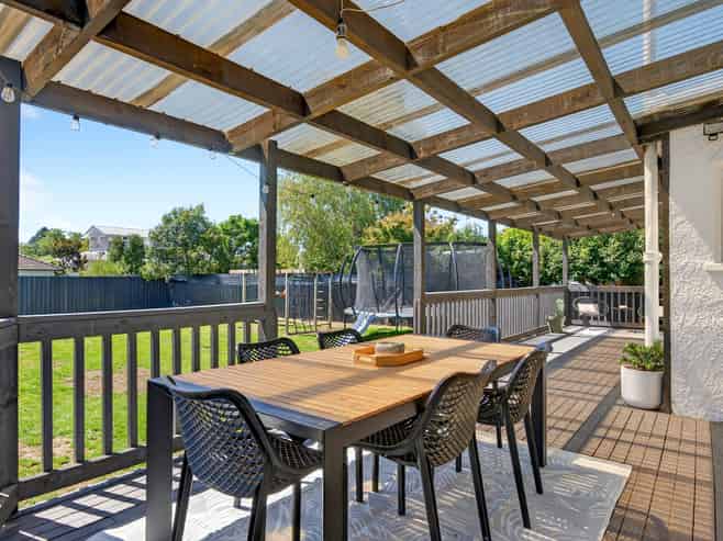 10 College Street, Masterton