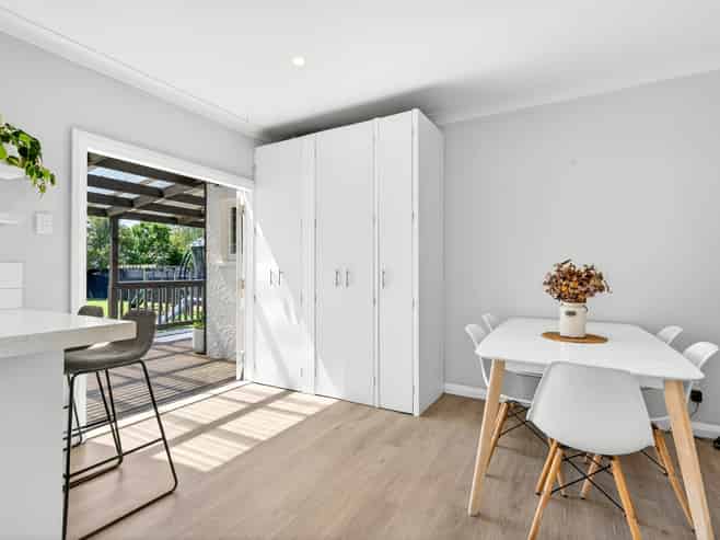 10 College Street, Masterton