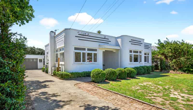 10 College Street, Masterton