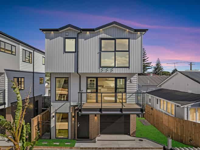 Auckland - Address withheld