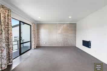 2/15 Jellicoe Road, Manurewa