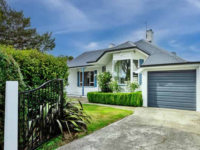 19 Albert Street, Gladstone