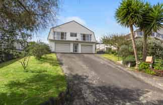 30 Crownhill Street, Spotswood