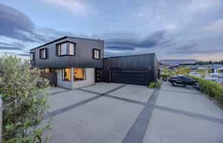 14 Riverslea Road, Wanaka