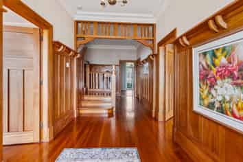 50 Easther Crescent, KEW