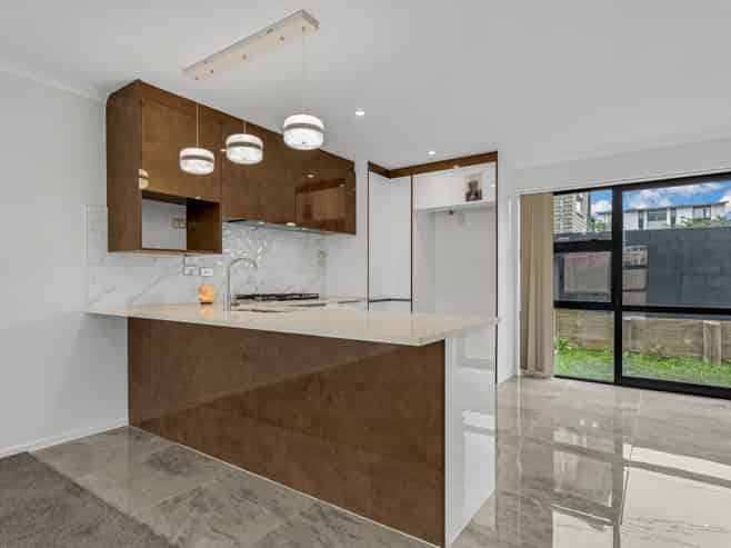 Auckland - Address withheld