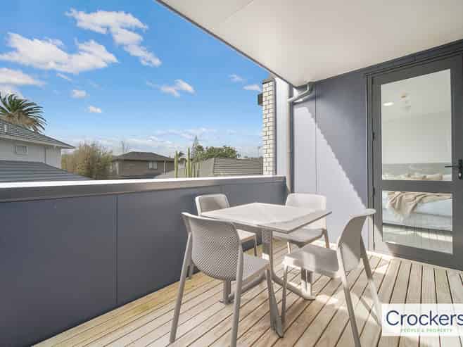 7/10 Treasure Lane, Te Atatu South