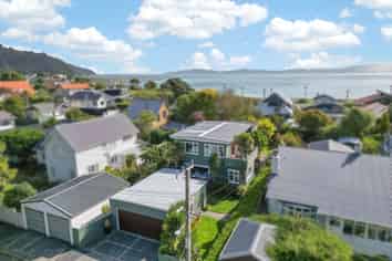 118 Oroua Street, Eastbourne